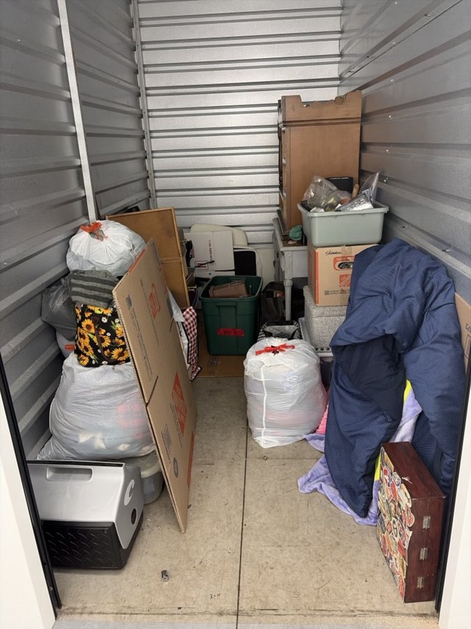 5 x 10 storage unit in Wilmington, NC