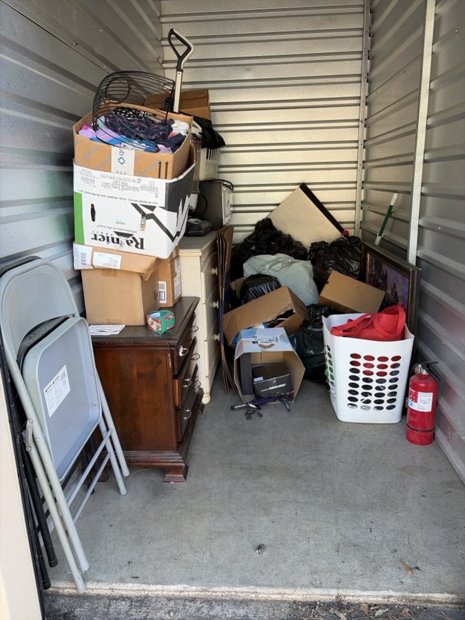 5 x 10 storage unit in Wilmington, NC