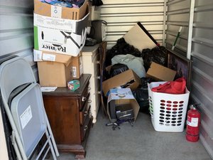 5 x 10 storage unit in Wilmington, NC