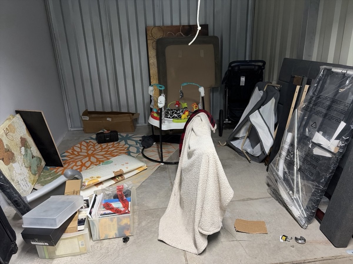 10 x 10 storage unit in Wilmington, NC