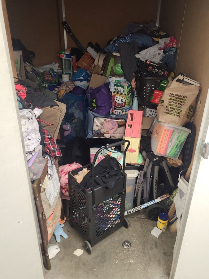 10 x 10 storage unit in Gresham, OR