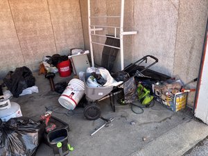 10 x 12 storage unit in Florissant, MO