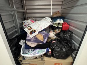 5 x 5 storage unit in Northridge, CA