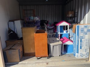 10 x 10 storage unit in Wilmington, NC