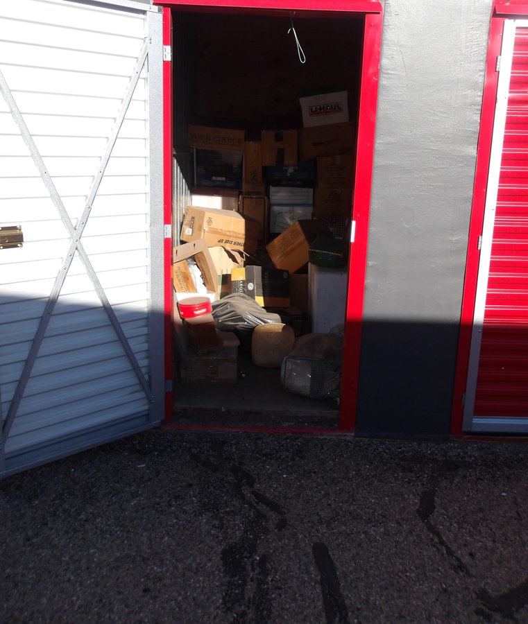 5 x 10 storage unit in Tucson, AZ