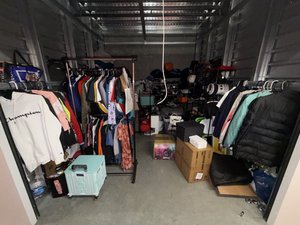 10 x 10 storage unit in Northridge, CA