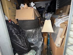 8 x 10 storage unit in Northridge, CA