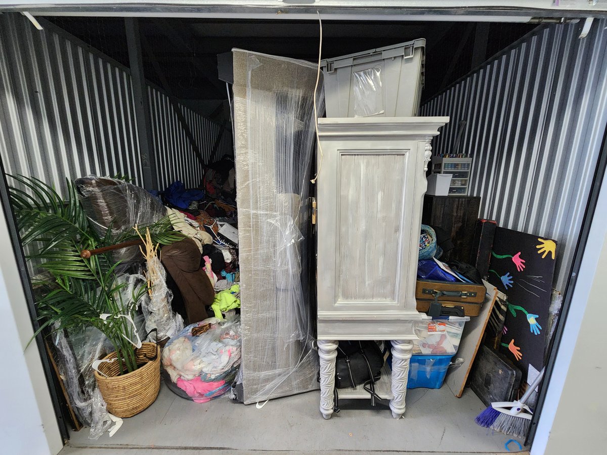 10 x 15 storage unit in Lakeland, FL