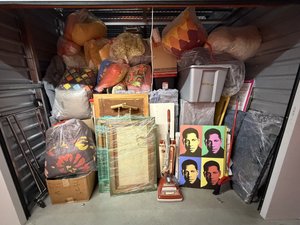 10 x 15 storage unit in Northridge, CA