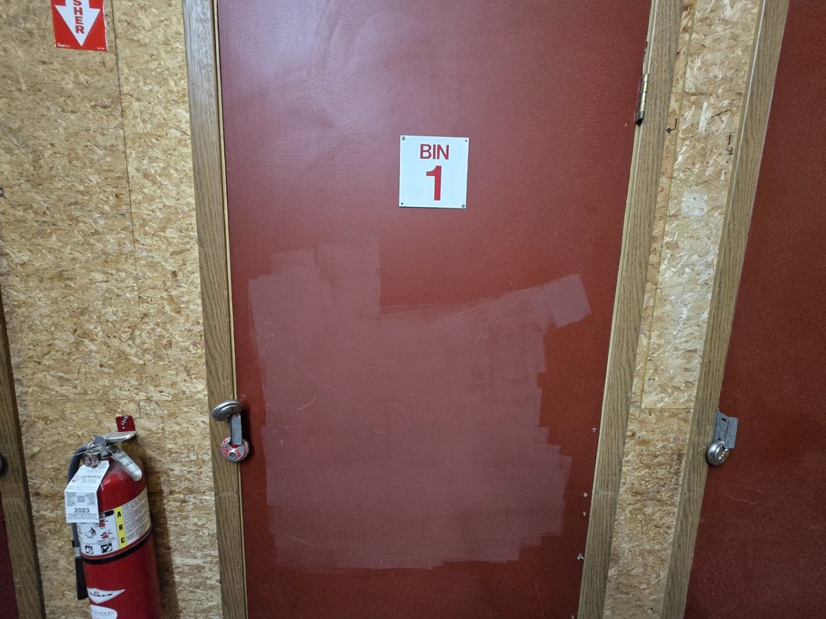 5 x 10 storage unit in Omaha, NE
