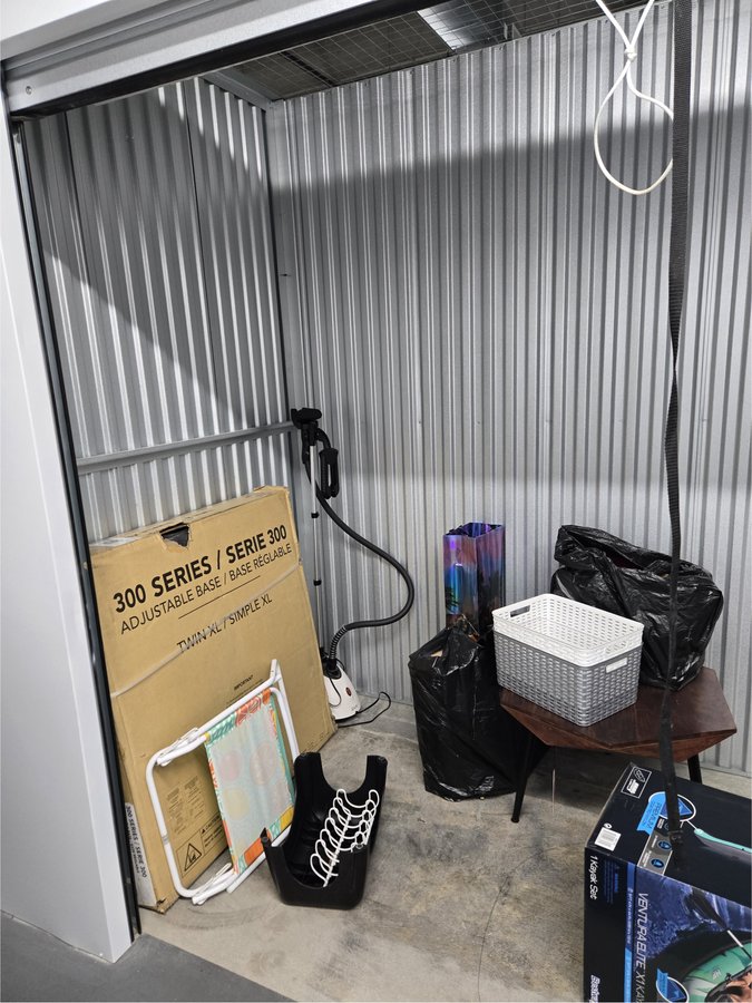 10 x 5 storage unit in Charlotte, NC