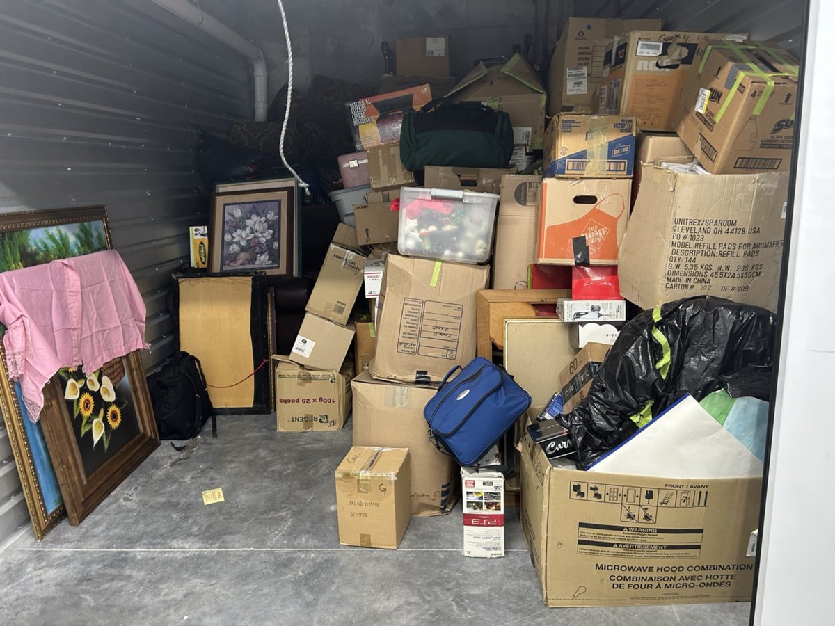 10 x 15 storage unit in North Las Vegas, NV