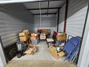10 x 15 storage unit in Desoto, TX