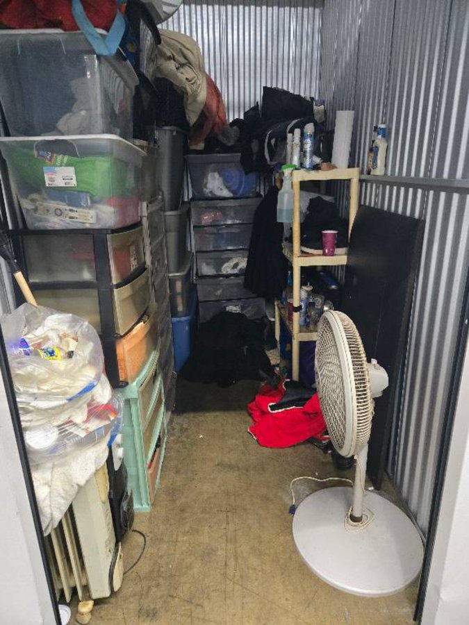 5 x 10 storage unit in Brentwood, MD