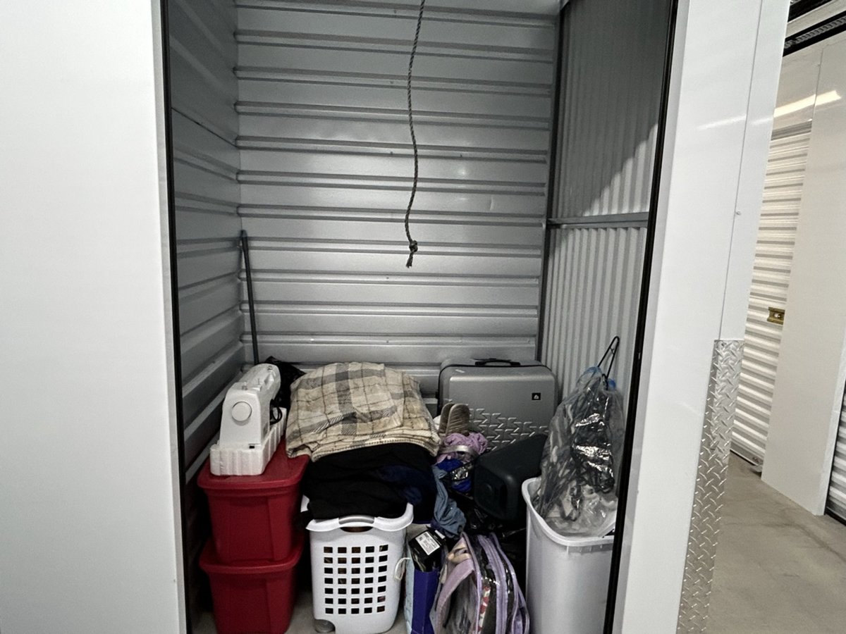 5 x 5 storage unit in North Las Vegas, NV