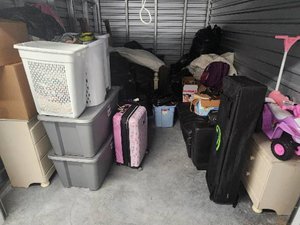 10 x 15 storage unit in Houston, TX