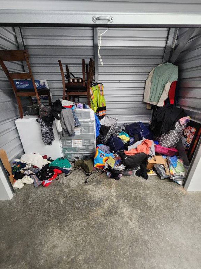5 x 10 storage unit in Houston, TX