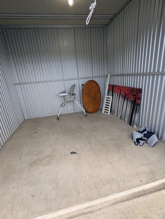 10 x 10 storage unit in York, PA