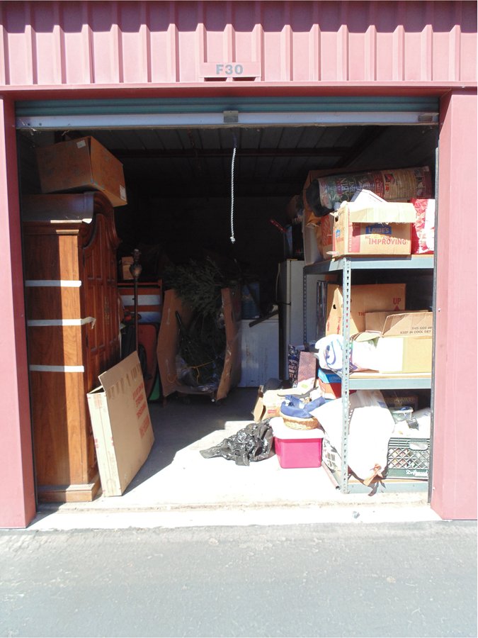 10 x 20 storage unit in Ventura, CA