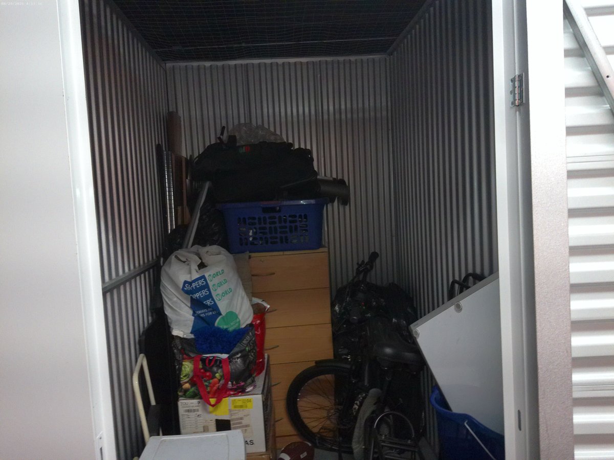 5 x 8 storage unit in Bronx, NY