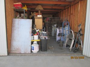 10 x 30 storage unit in Bakersfield, CA