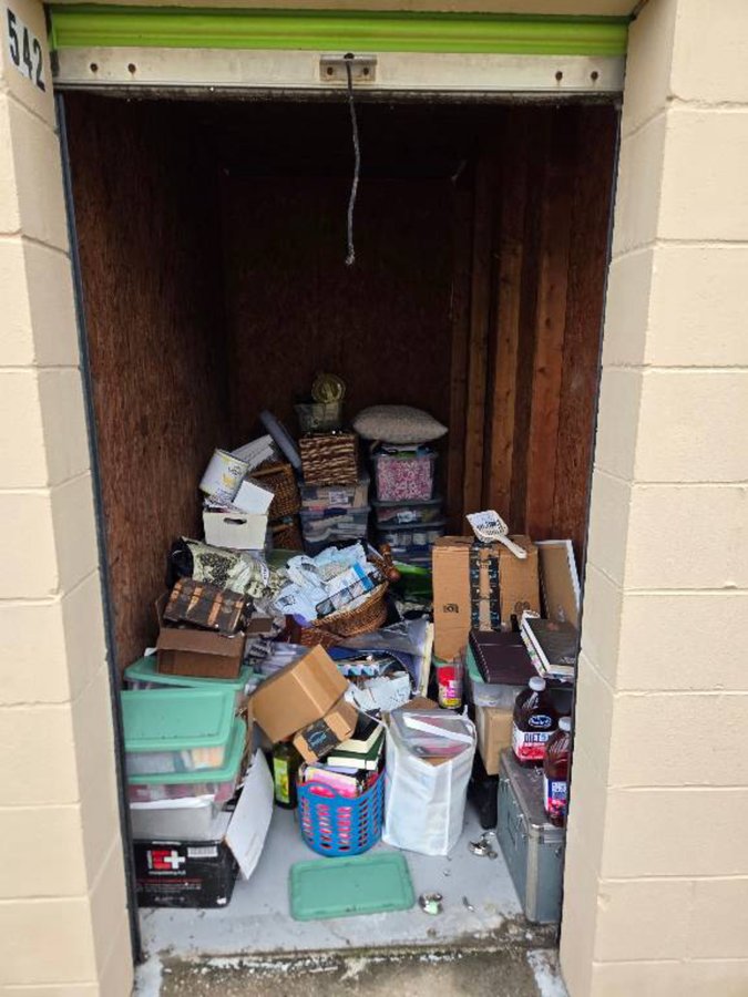 5 x 10 storage unit in Panama City, FL