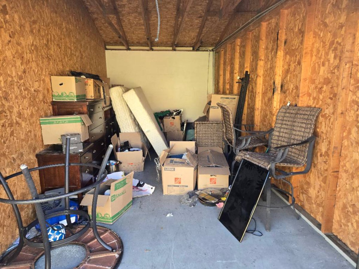 10 x 20 storage unit in Panama City, FL
