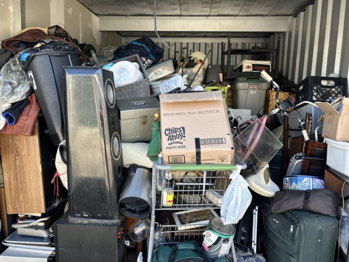 10 x 15 storage unit in Fayetteville, NC
