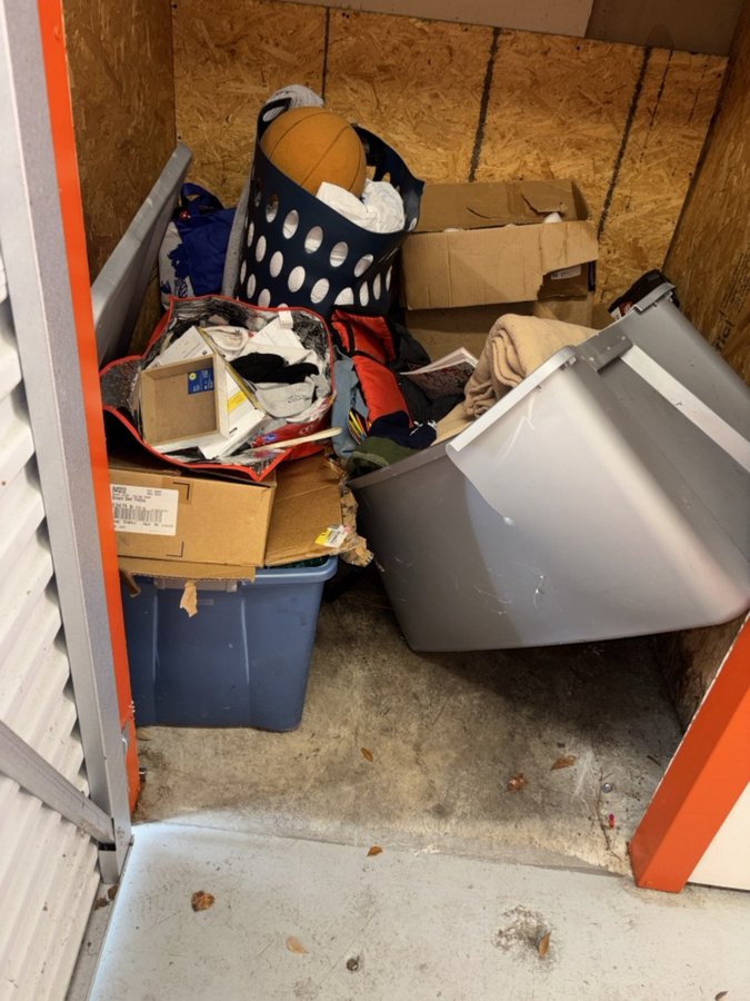 5 x 5 storage unit in Orlando, FL
