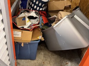 5 x 5 storage unit in Orlando, FL