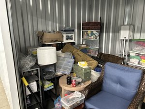 15 x 10 storage unit in Fayetteville, NC