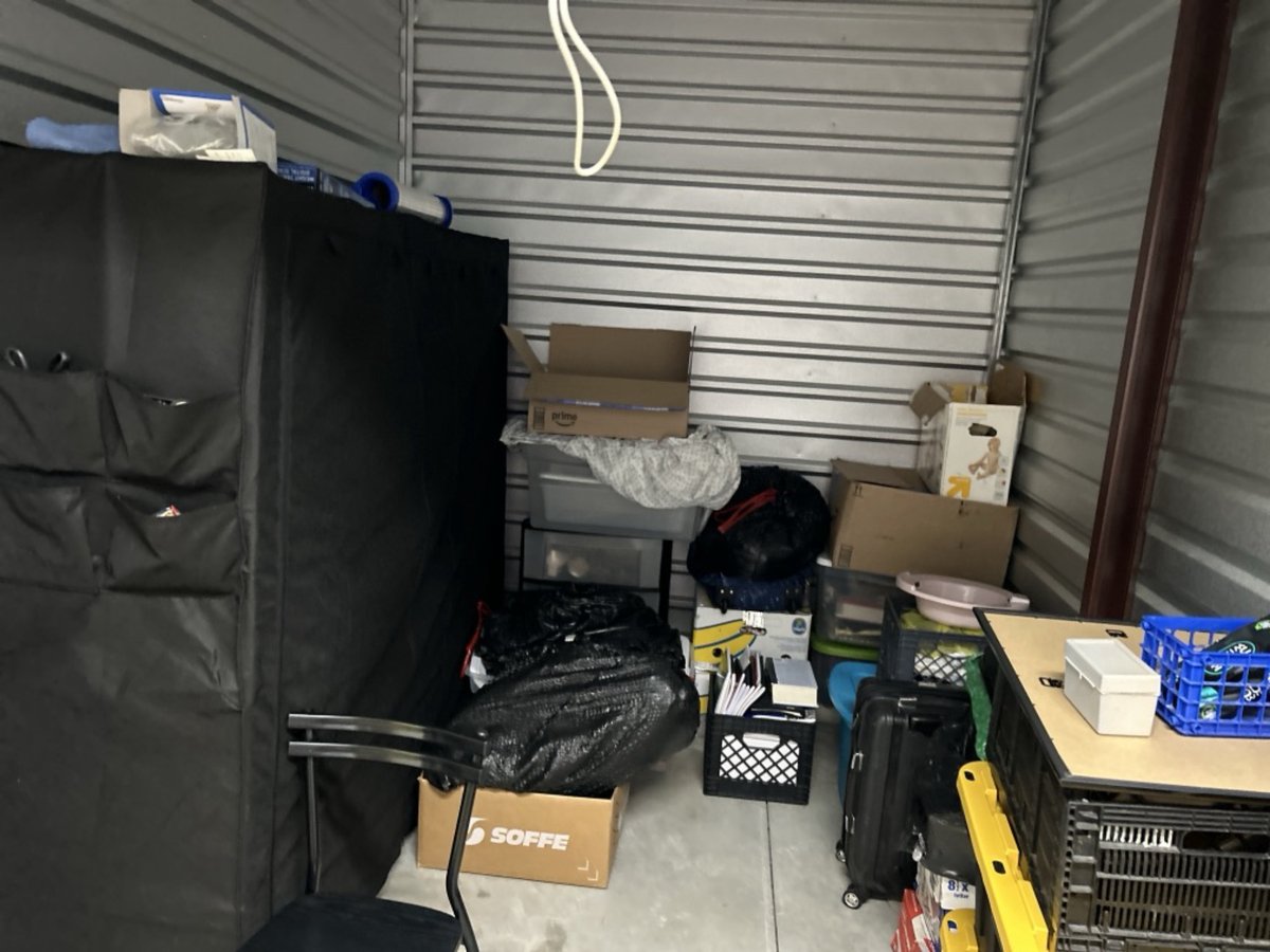 7 x 10 storage unit in Fayetteville, NC