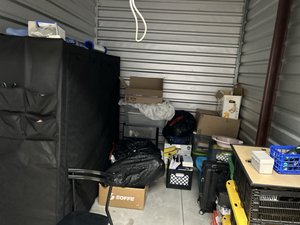 7 x 10 storage unit in Fayetteville, NC