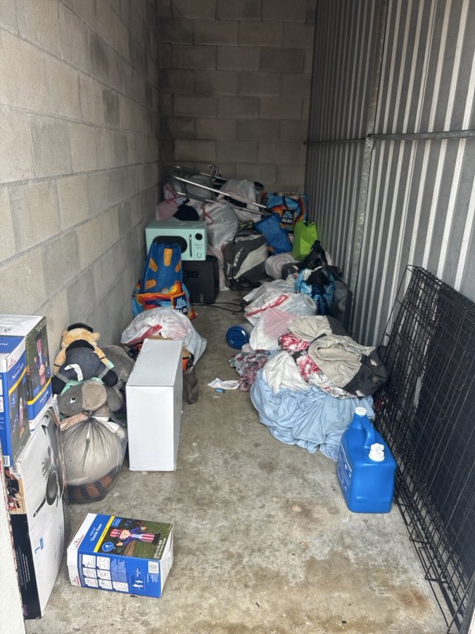 5 x 15 storage unit in Orlando, FL