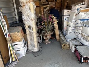 10 x 25 storage unit in Hesperia, CA