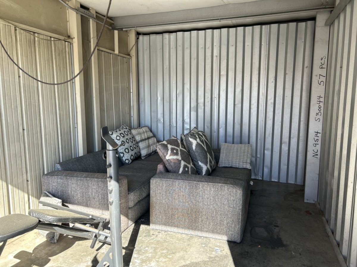 10 x 15 storage unit in Fayetteville, NC