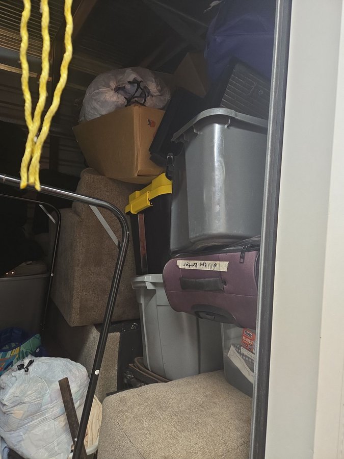 7 x 10 storage unit in Odenton, MD