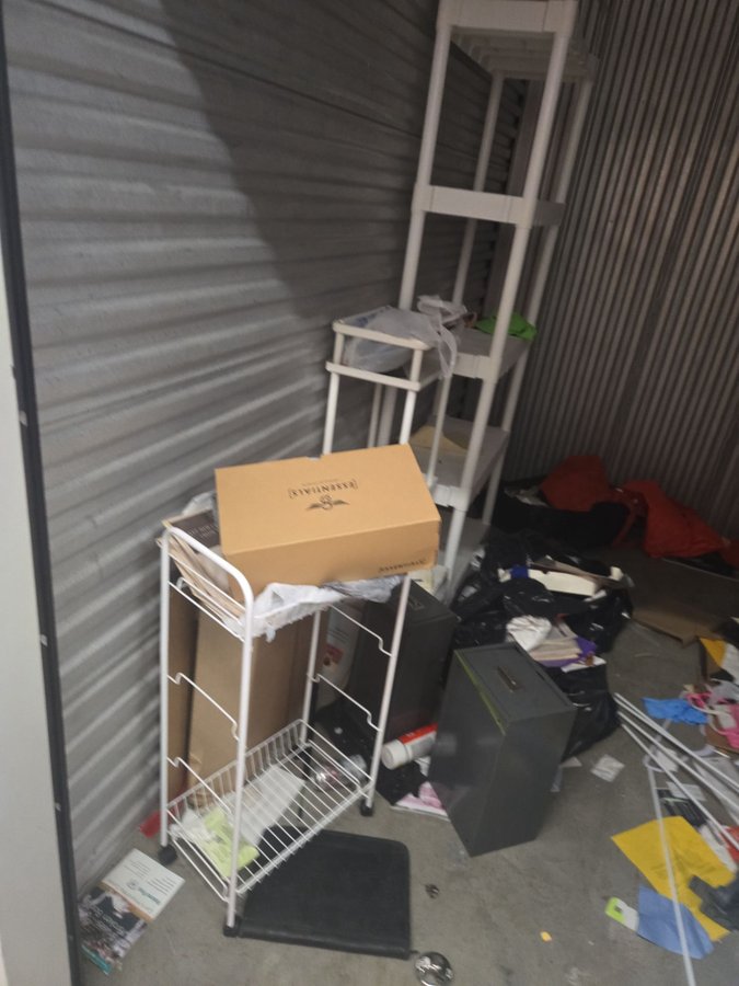 7 x 10 storage unit in Odenton, MD