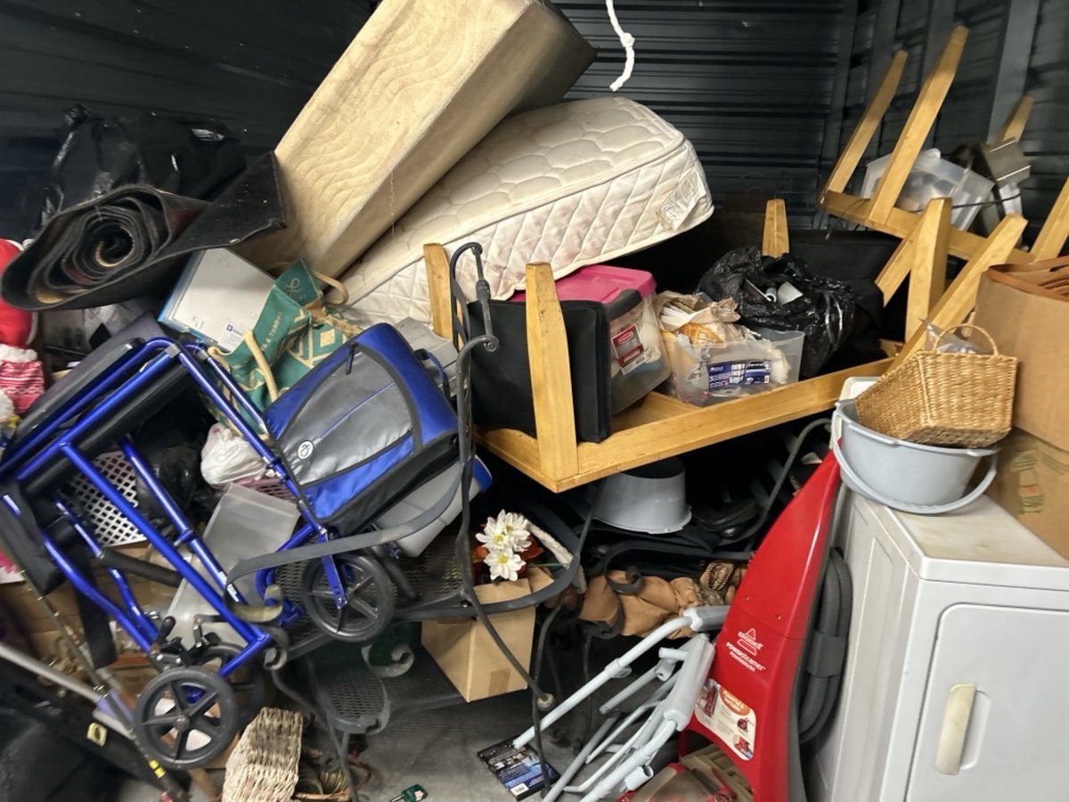 10 x 15 storage unit in Fayetteville, NC