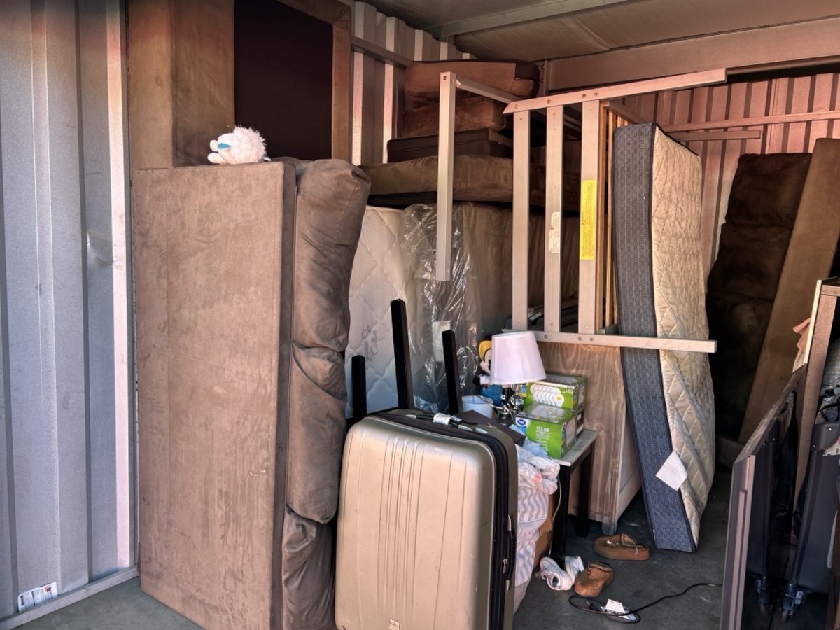 10 x 15 storage unit in Fayetteville, NC