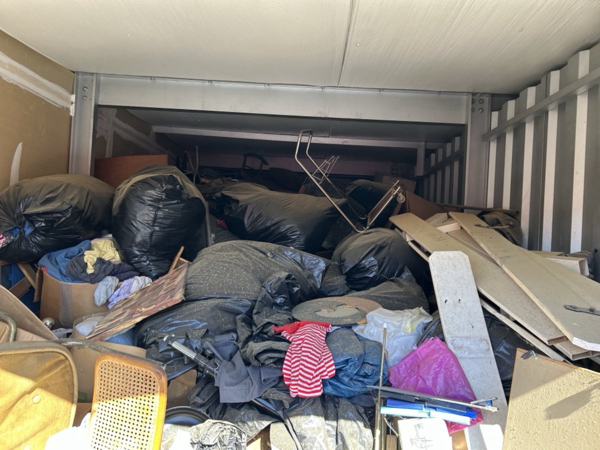 10 x 30 storage unit in Fayetteville, NC