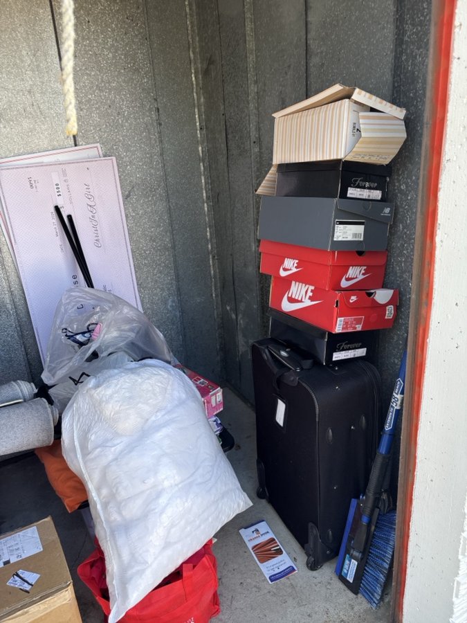 5 x 6 storage unit in Florissant, MO