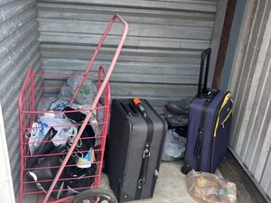 5 x 5 storage unit in Orlando, FL