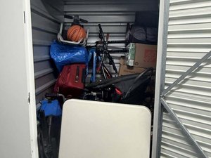 5 x 5 storage unit in River Edge, NJ