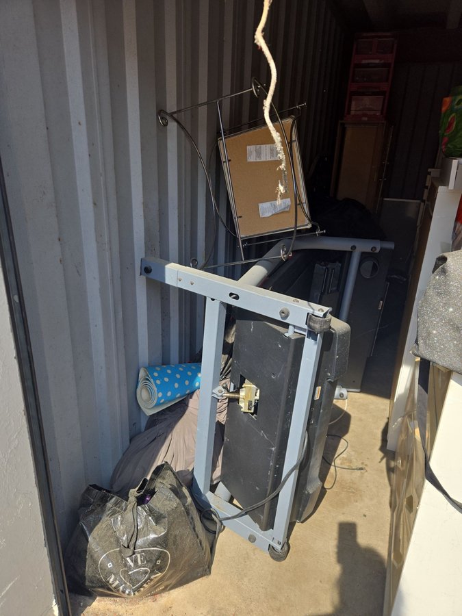 5 x 15 storage unit in Laurel, MD