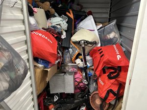 5 x 10 storage unit in Fayetteville, NC