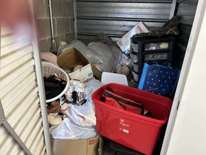 5 x 5 storage unit in Fayetteville, NC
