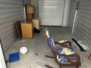 10 x 15 storage unit in Fayetteville, NC