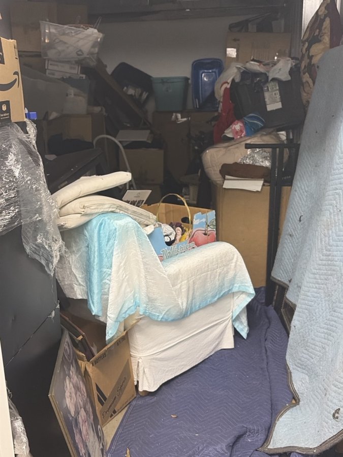 10 x 20 storage unit in Wilmington, NC
