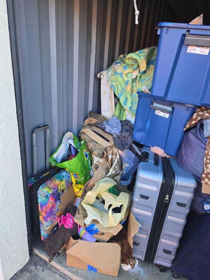 5 x 15 storage unit in Laurel, MD